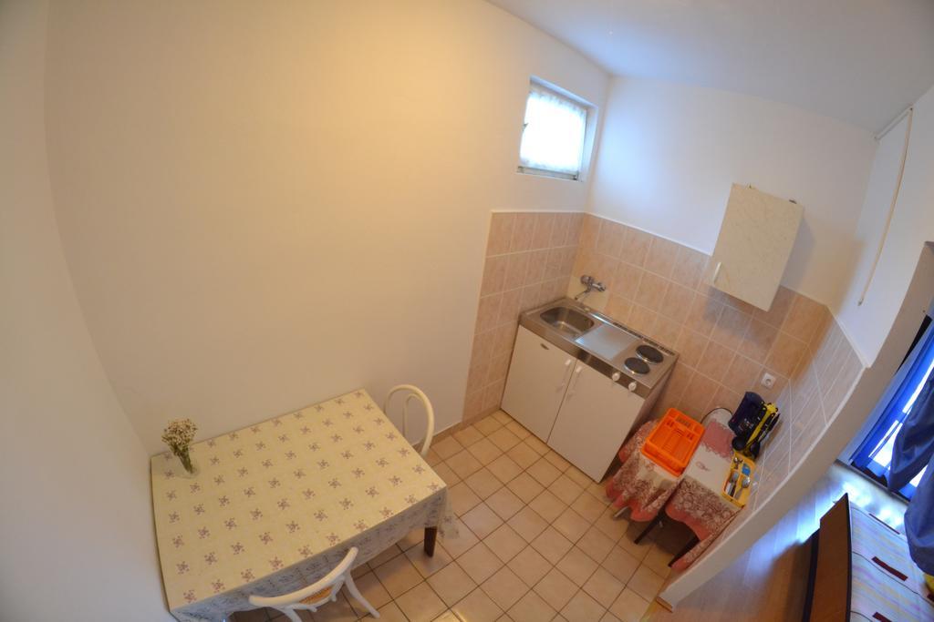 Beg Apartment Rab Town